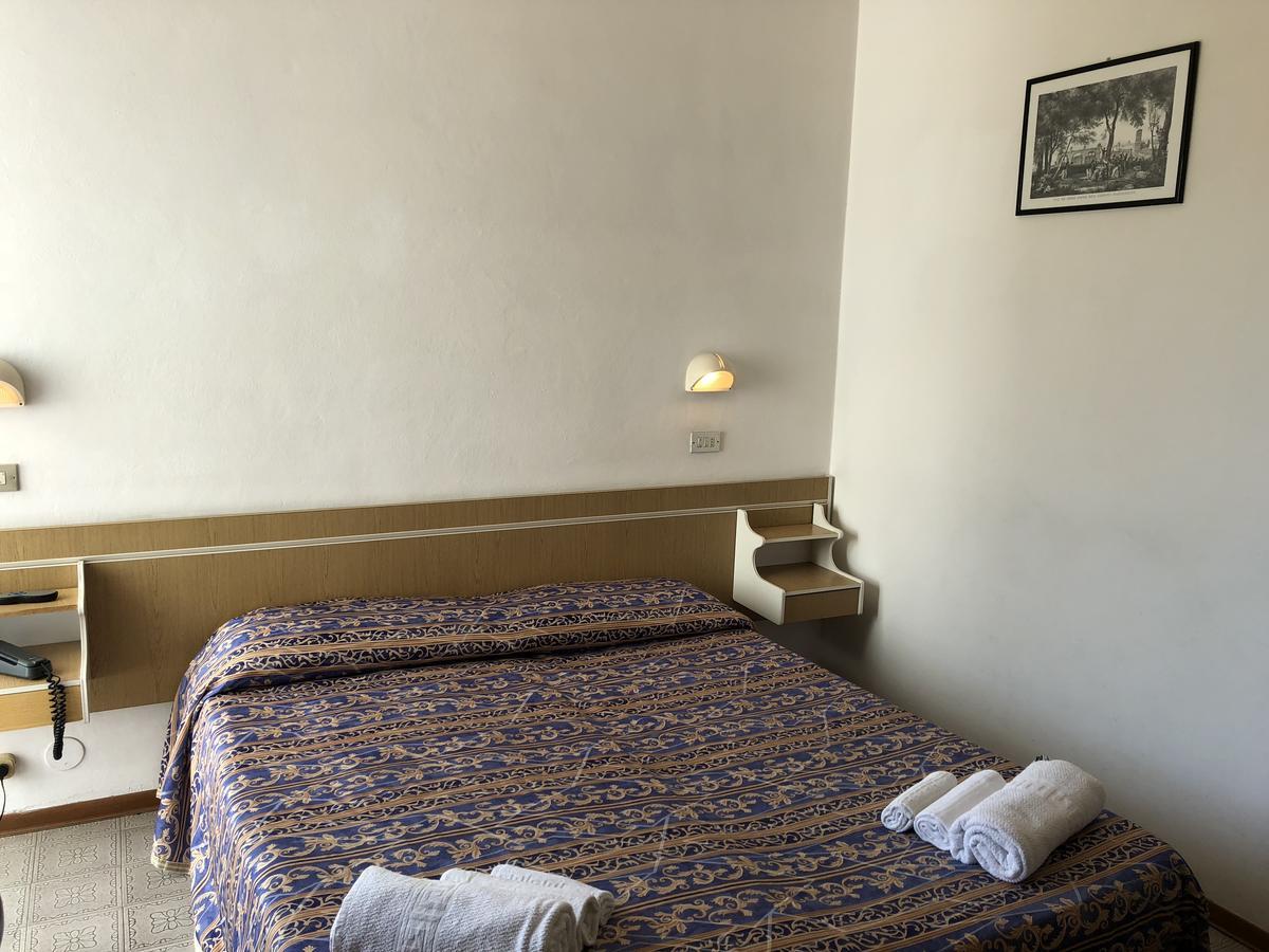 Hotel Alexander San Mauro Mare Εξωτερικό φωτογραφία