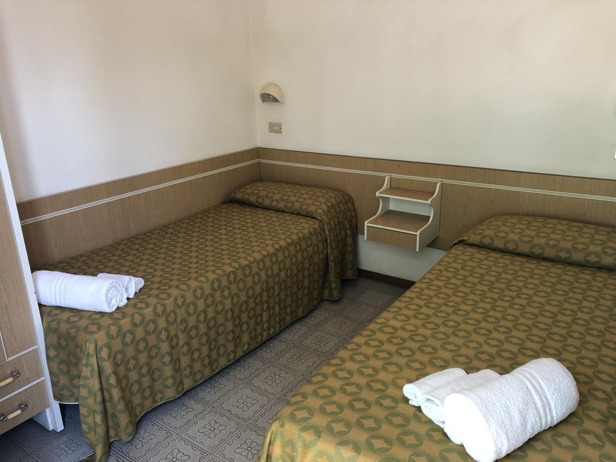 Hotel Alexander San Mauro Mare Εξωτερικό φωτογραφία
