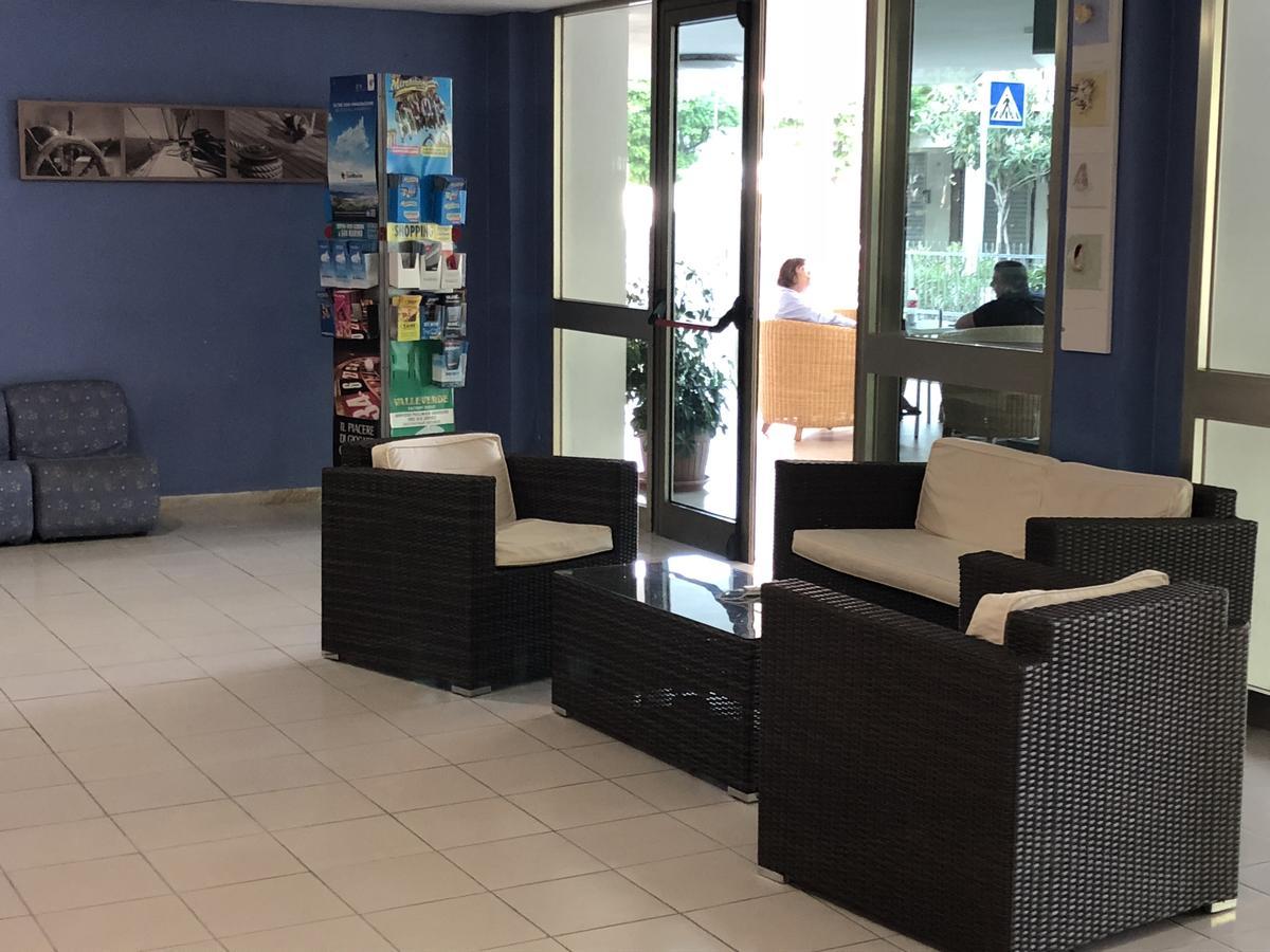 Hotel Alexander San Mauro Mare Εξωτερικό φωτογραφία